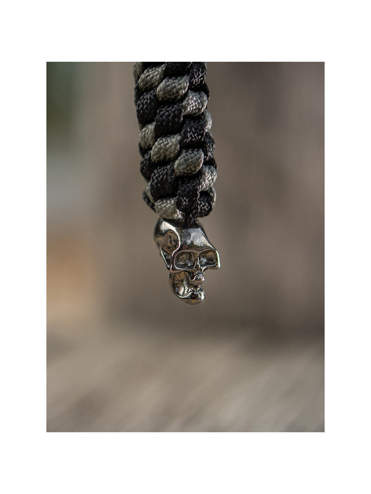 M-TAC Brelok Paracord Zawieszka Helix Skull Czarno-Szary