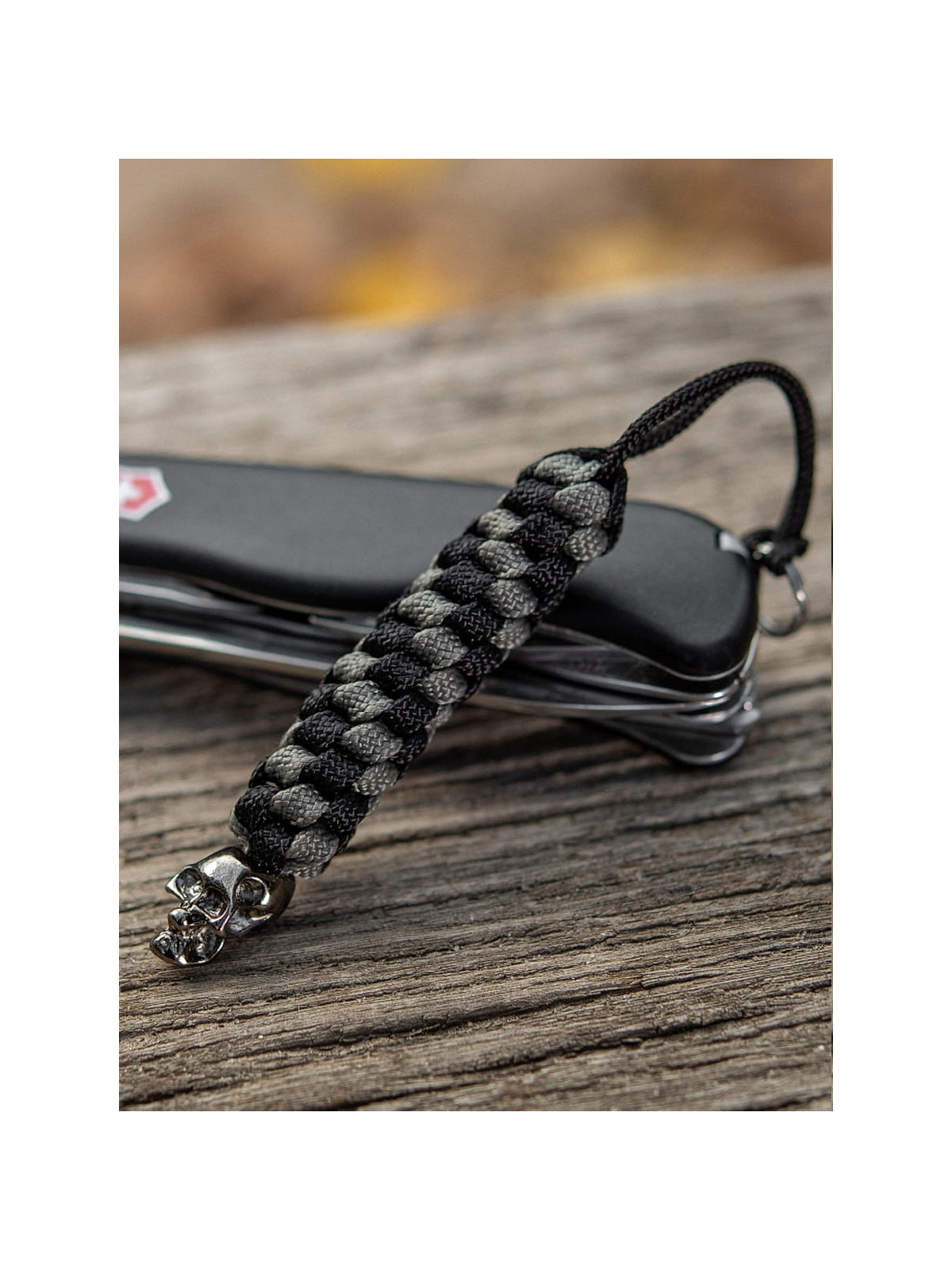 M-TAC Brelok Paracord Zawieszka Helix Skull Czarno-Szary