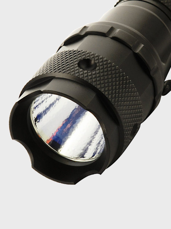 M-TAC LATARKA RĘCZNA 50 LUMENÓW P4 KLIPS CZARNA