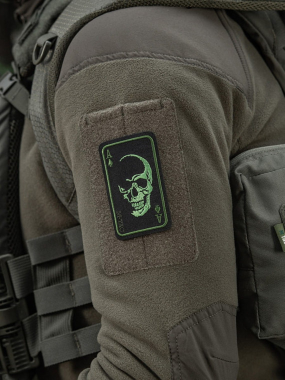 M-TAC NASZYWKA FACE OF WAR CZASZKA HAFTOWANA CZARNO-ZIELONA