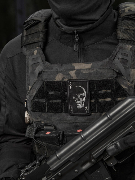 M-TAC NASZYWKA FACE OF WAR CZASZKA HAFTOWANA CZARNA