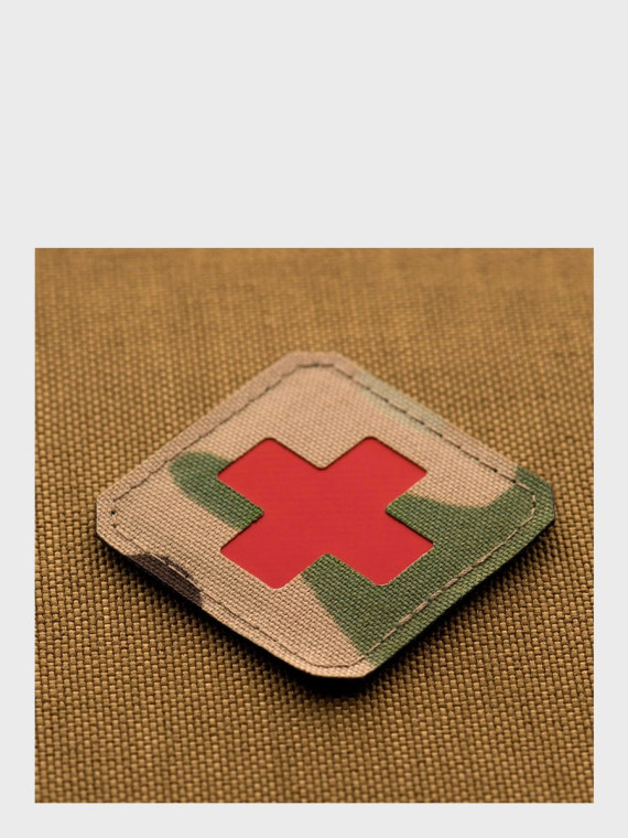 M-TAC Naszywka Medic Cross Laser Cut Multicam-czerwony