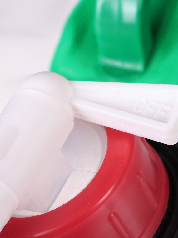 BCB BUKŁAK POJEMNIK KANISTER NA WODĘ JERRY CAN BANIAK SKŁADANY Z KRANEM 10L