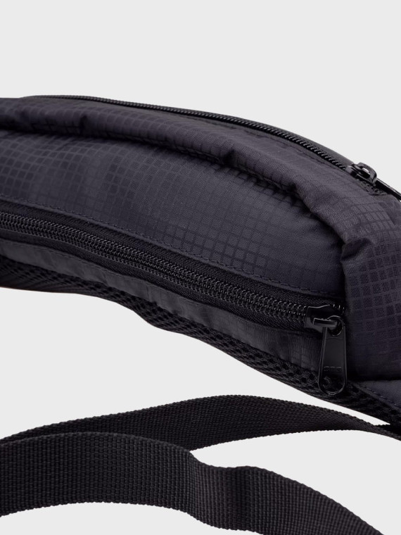 ELBRUS Saszetka biodrowa nerka Quiver II czarna