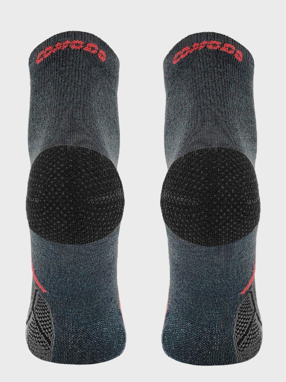 COMODO Skarpetki Termoaktywne oddychające sportowe 70% merino czarne 43-46