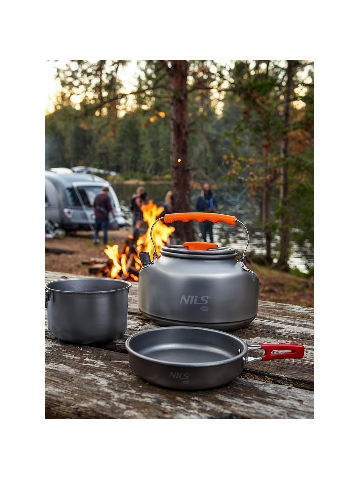 NILS CAMP Czajnik turystyczny NC17118 1,1 l aluminiowy