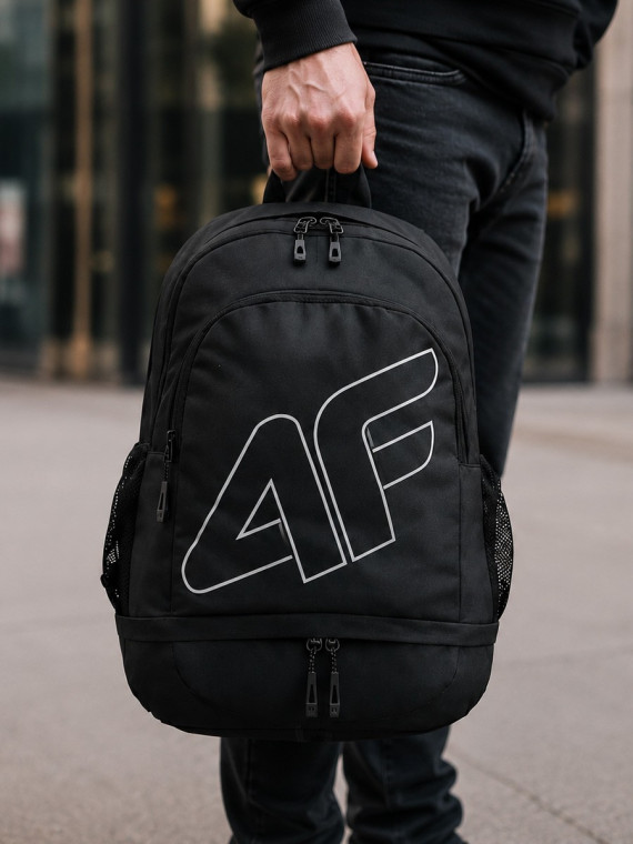 4F Plecak miejski sportowy z kieszenią na buty ABACU613 22L Czarny