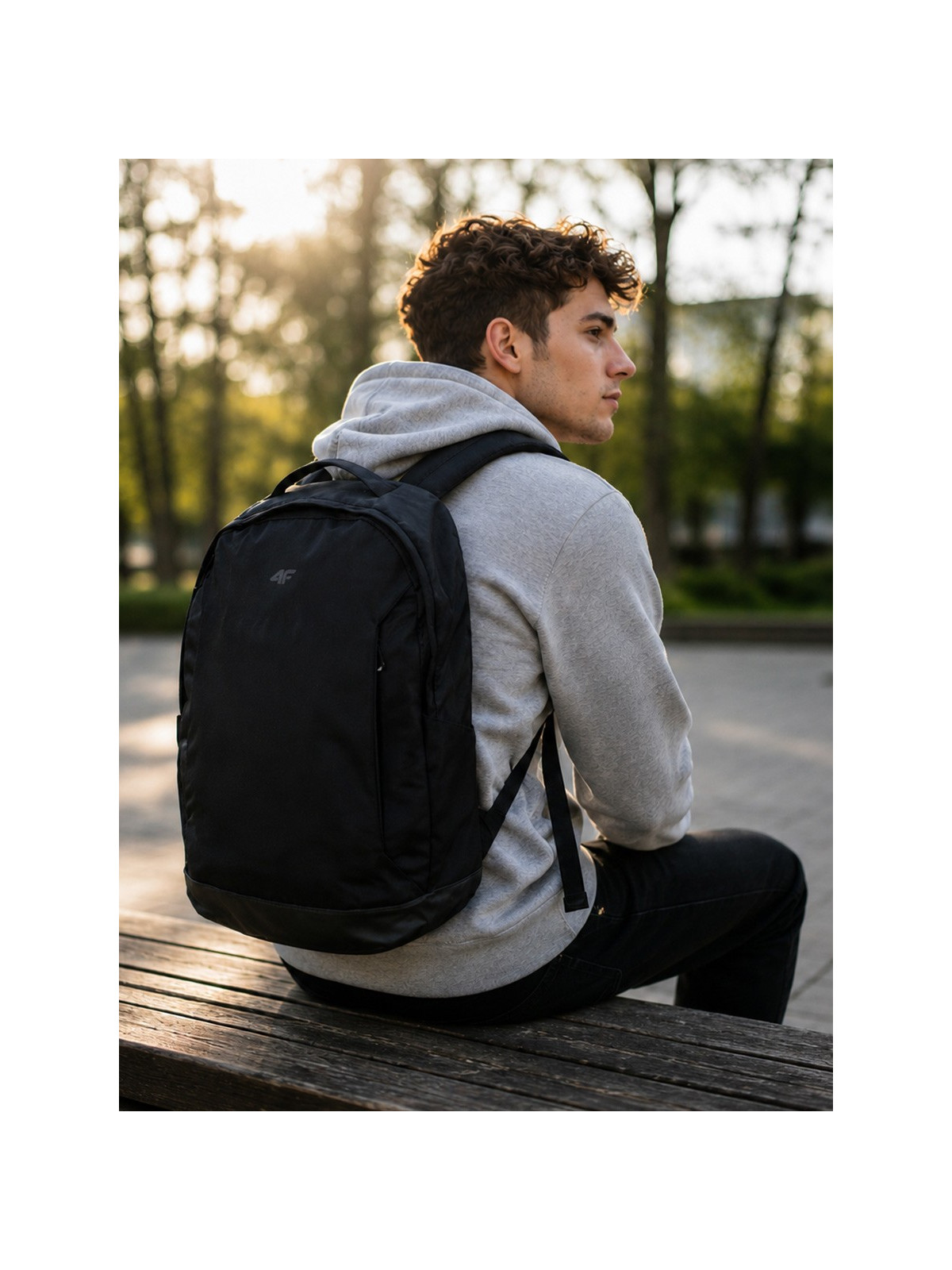 4F Plecak miejski sportowy ABACU464 20l czarny