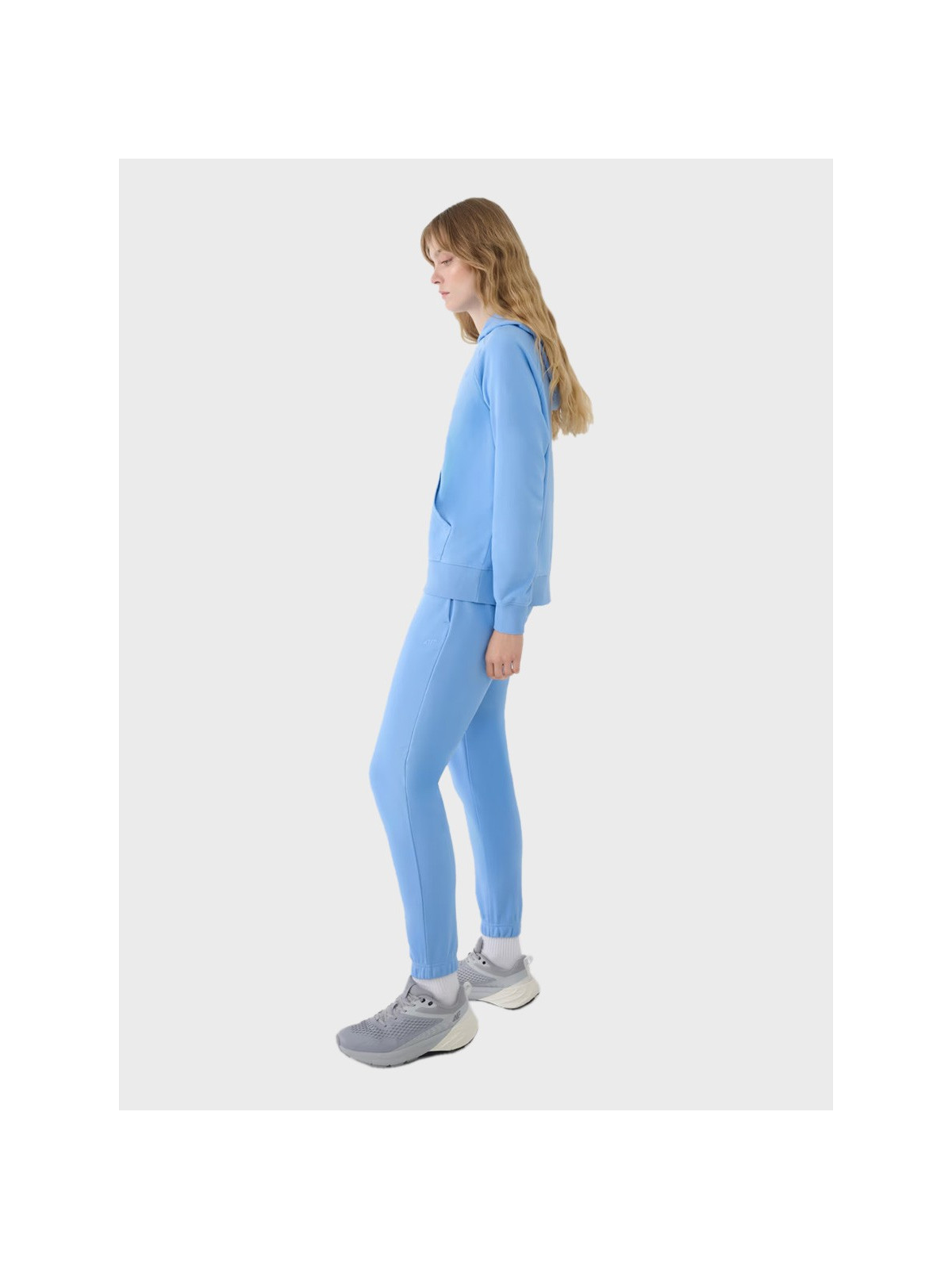 4F SPODNIE DAMSKIE DRESOWE SPORTOWE JOGGERY TTROF1138 DENIM XXL