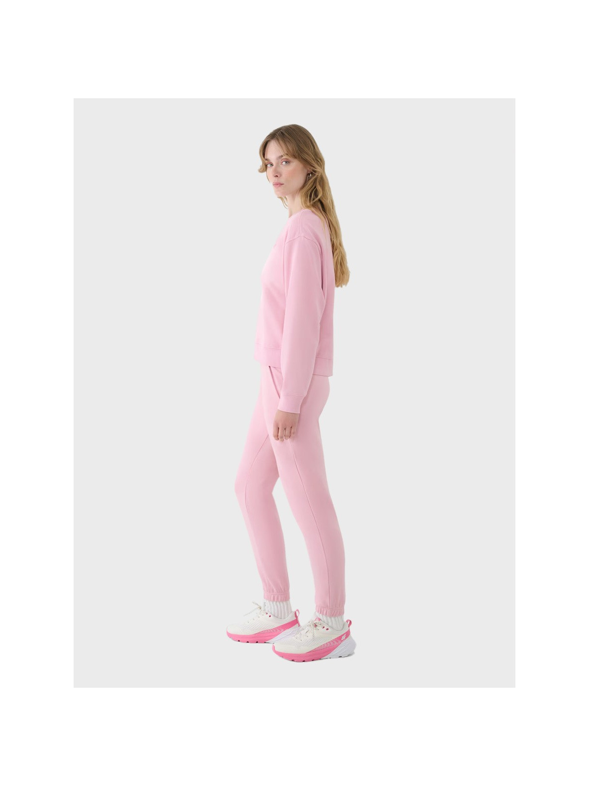 4F SPODNIE DAMSKIE DRESOWE SPORTOWE JOGGERY TTROF1138 RÓŻOWE XXL