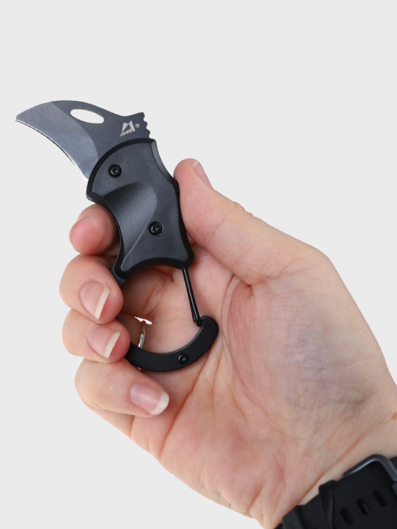 DOMINATOR URBAN COMBAT Nóż kieszonkowy z karabińczykiem czarny