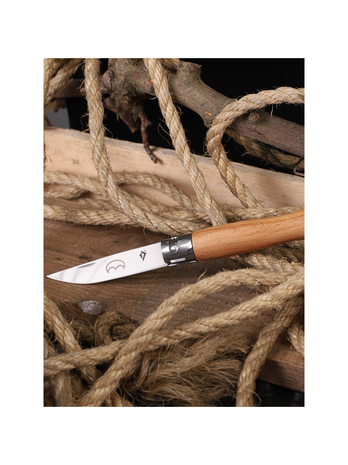 DOMINATOR URBAN COMBAT Nóż Beech Wood DREWNO BUK GRAWER Lunula