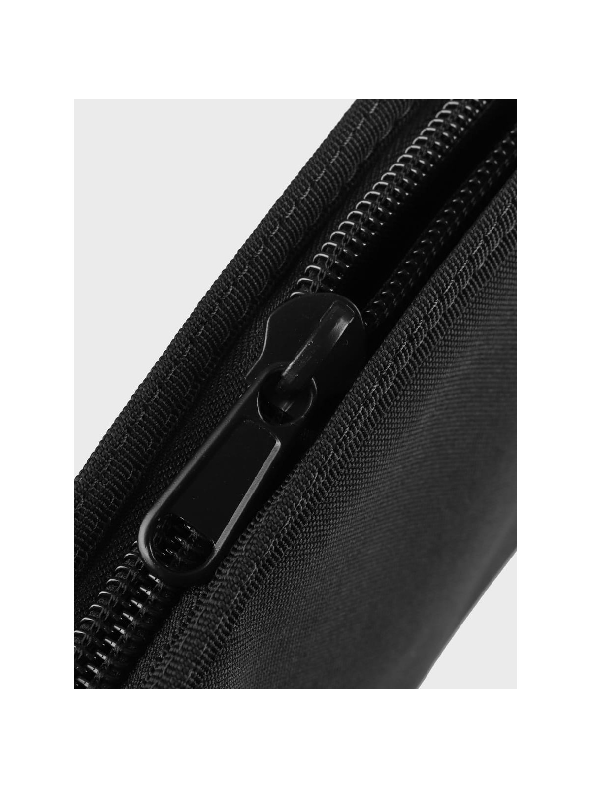 DOMINATOR URBAN COMBAT POKROWIEC NA BROŃ KRÓTKĄ L 312B 29 X 17 cm CZARNY