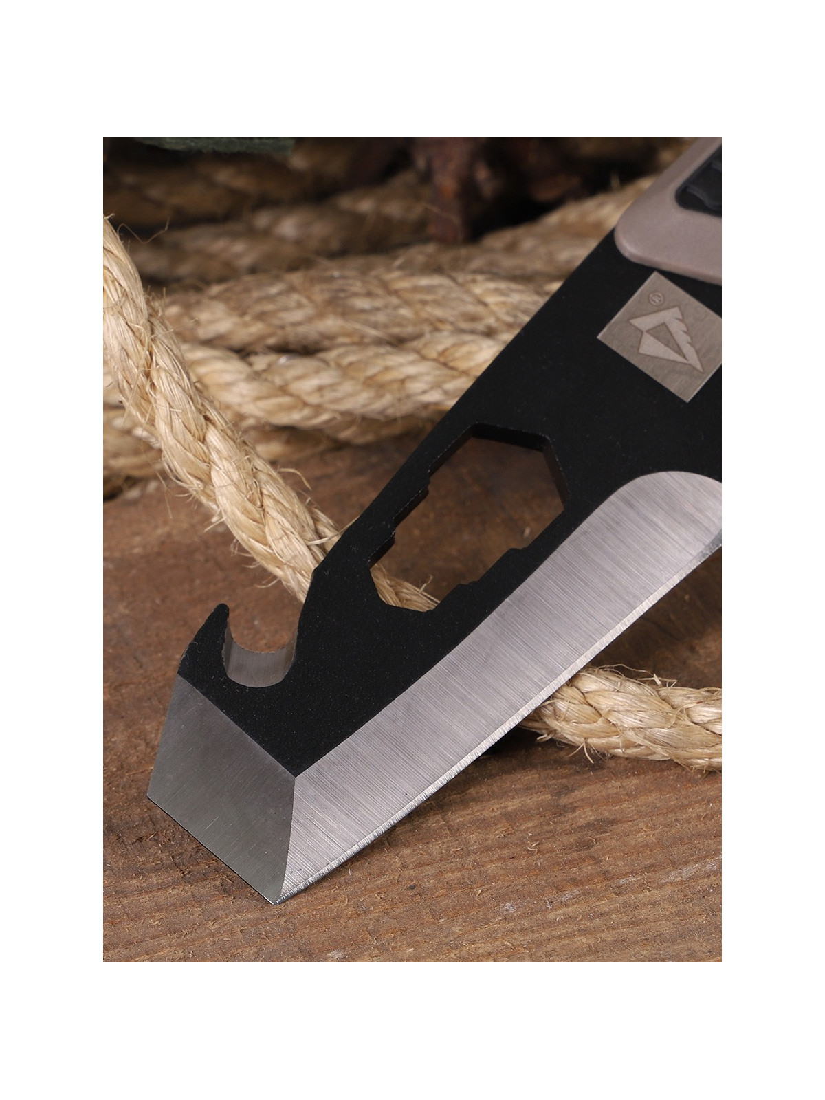 DOMINATOR URBAN COMBAT MULTITOOL NARZĘDZIE WIELOFUNKCYJNE ŁOM EDC