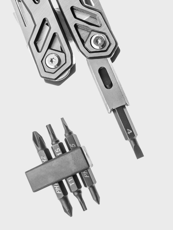 DOMINATOR URBAN COMBAT MULTITOOL NARZĘDZIE WIELOFUNKCYJNE BULLET ANT ETUI + BITY