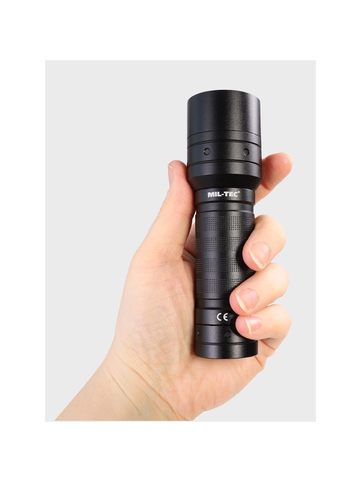 MIL-TEC Latarka Mission 520lm IPX-4 ze smyczą i etui Czarna