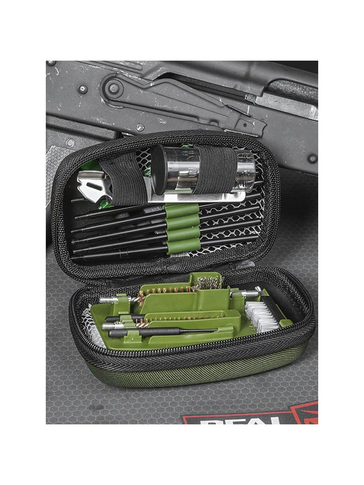 REAL AVID Zestaw do czyszczenia broni AK47 GUN BOSS AK 47 16-ELEMENTÓW etui