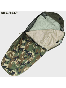 MIL-TEC POKROWIEC WODOODPORNY NA ŚPIWÓR WOODLAND
