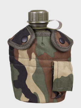 MIL-TEC MANIERKA WOJSKOWA Z KUBKIEM LC2 US 1L WOODLAND