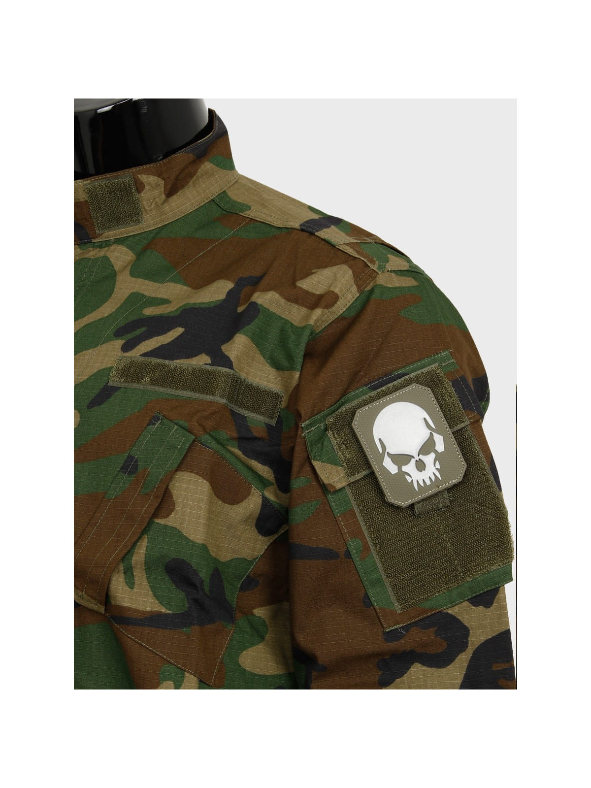 MIL-TEC NASZYWKA 3D SKULL PVC 7,5 x 6 cm OLIWKOWY
