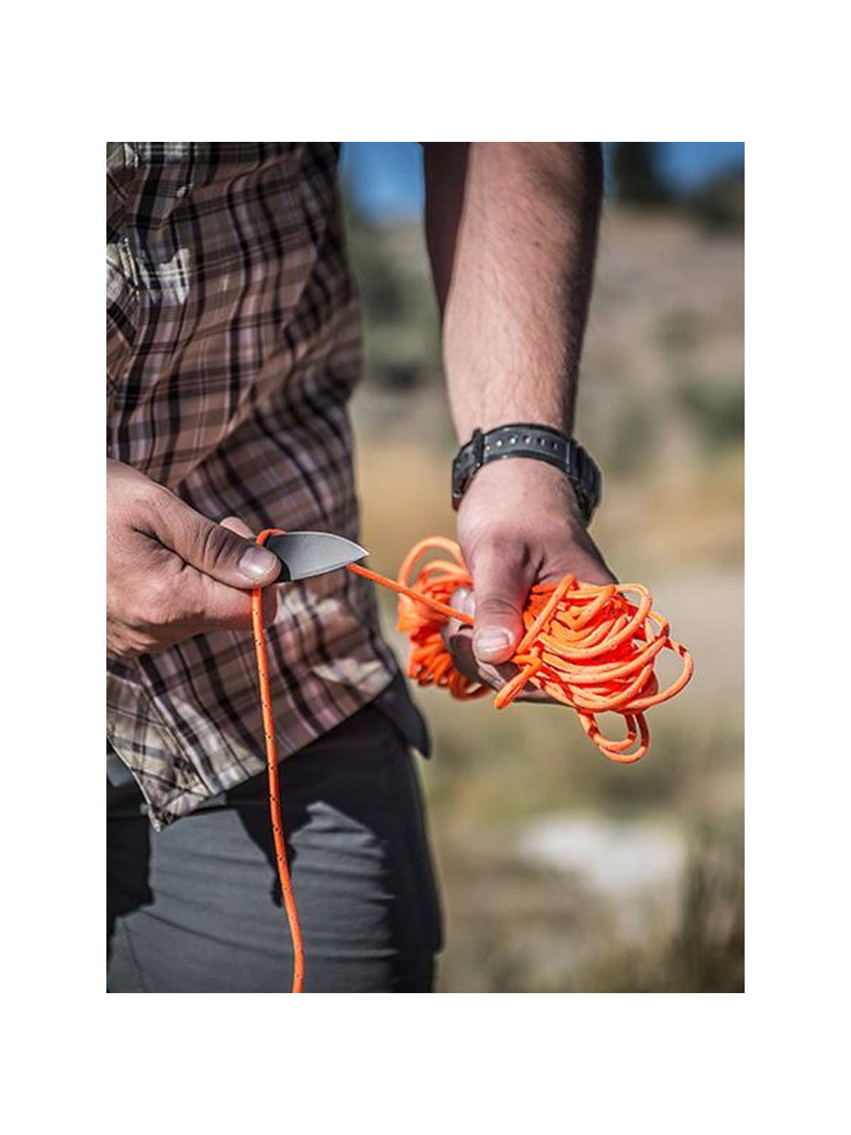 ATWOOD ROPE MFG LINKA 550 PARACORD GLOW 50FT BIAŁA