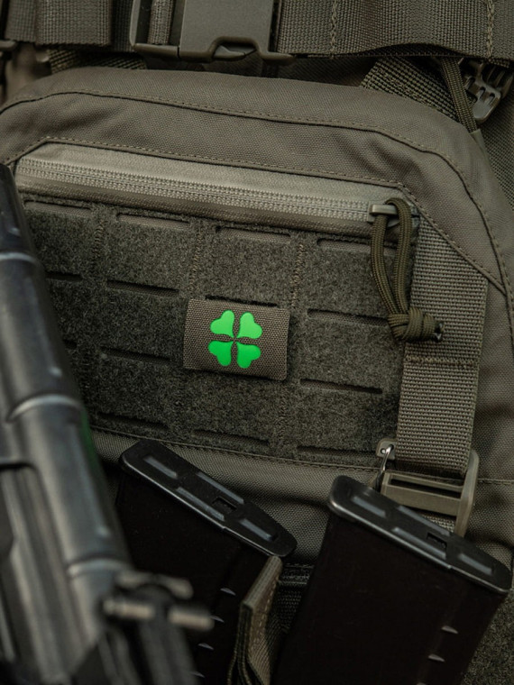 M-TAC Naszywka koniczyna czterolistna MOLLE cordura laser cut fluorescencyjna oliwkowa