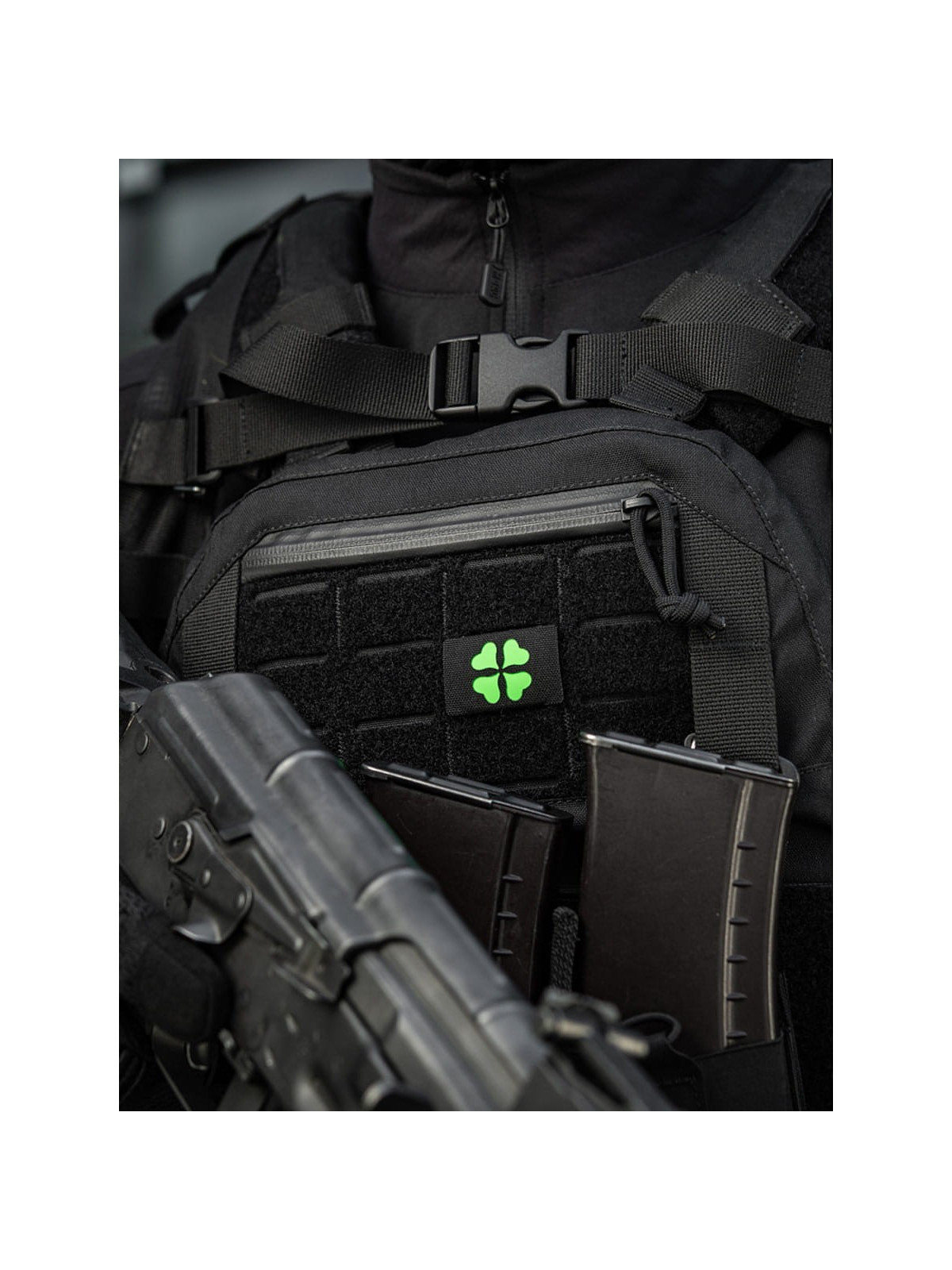 M-TAC Naszywka koniczyna czterolistna MOLLE cordura laser cut fluorescencyjna czarna