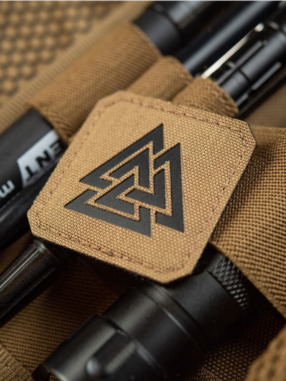 M-TAC NASZYWKA Valknut Laser Cut 4,5 x 4,5 cm Coyote-czarna