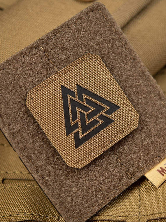 M-TAC NASZYWKA Valknut Laser Cut 4,5 x 4,5 cm Coyote-czarna