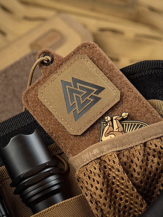 M-TAC NASZYWKA Valknut Laser Cut 4,5 x 4,5 cm Coyote-czarna