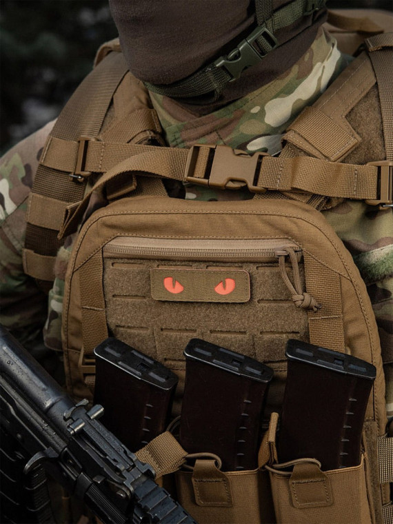 M-TAC Naszywka Kocie Oczy CAT EYES LASER Cut Coyote-czerwona Fluorescencyjna