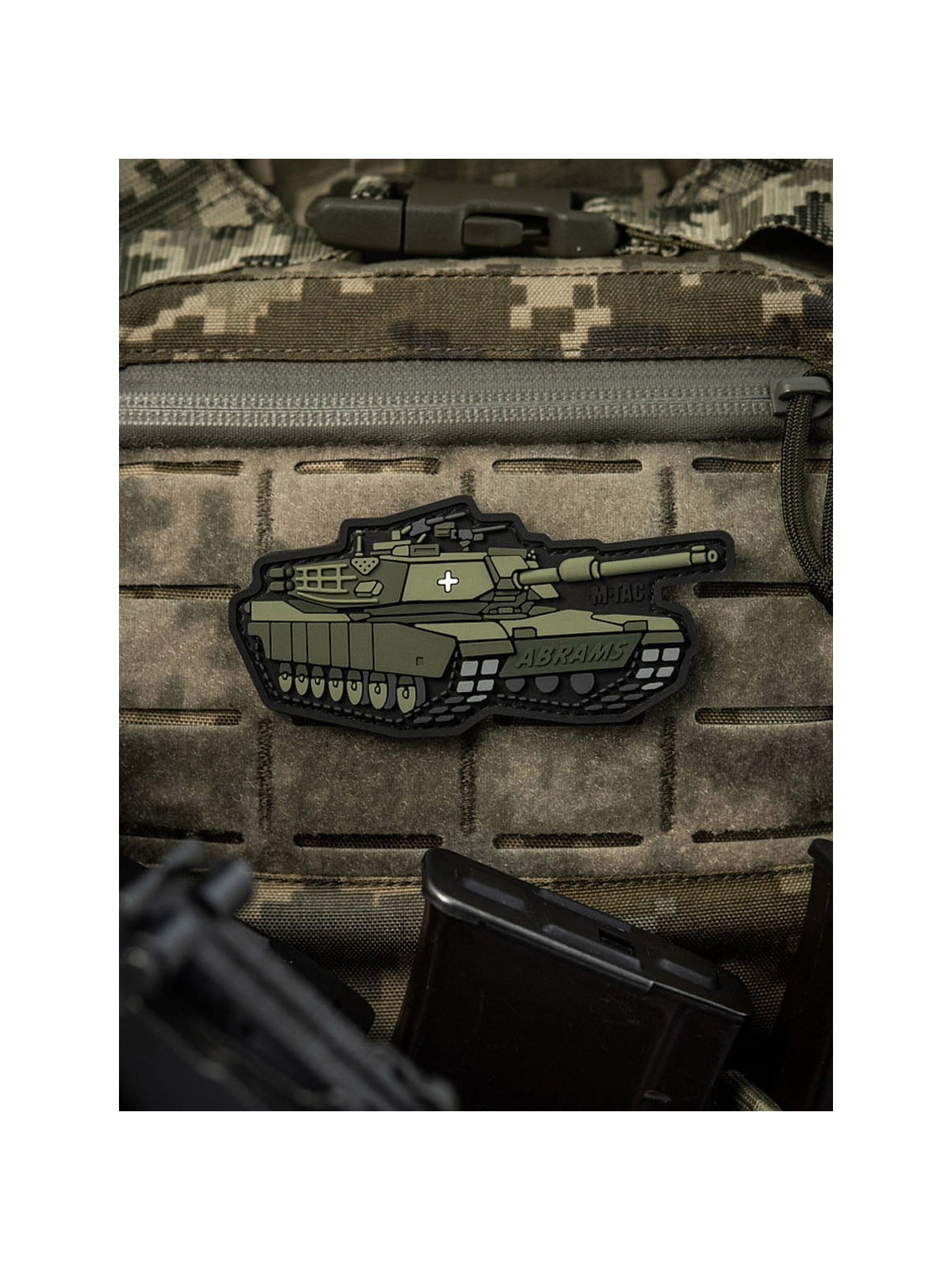 M-TAC Naszywka 3D Czołg ABRAMS PVC 10 x 4,8 cm Oliwkowa