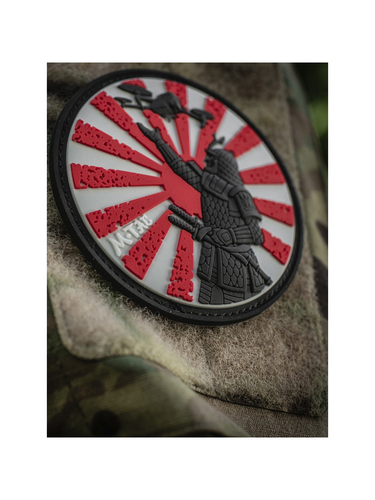 M-TAC NASZYWKA DROGA SAMURAJA PVC 9 cm CZEROWONO-CZARNA