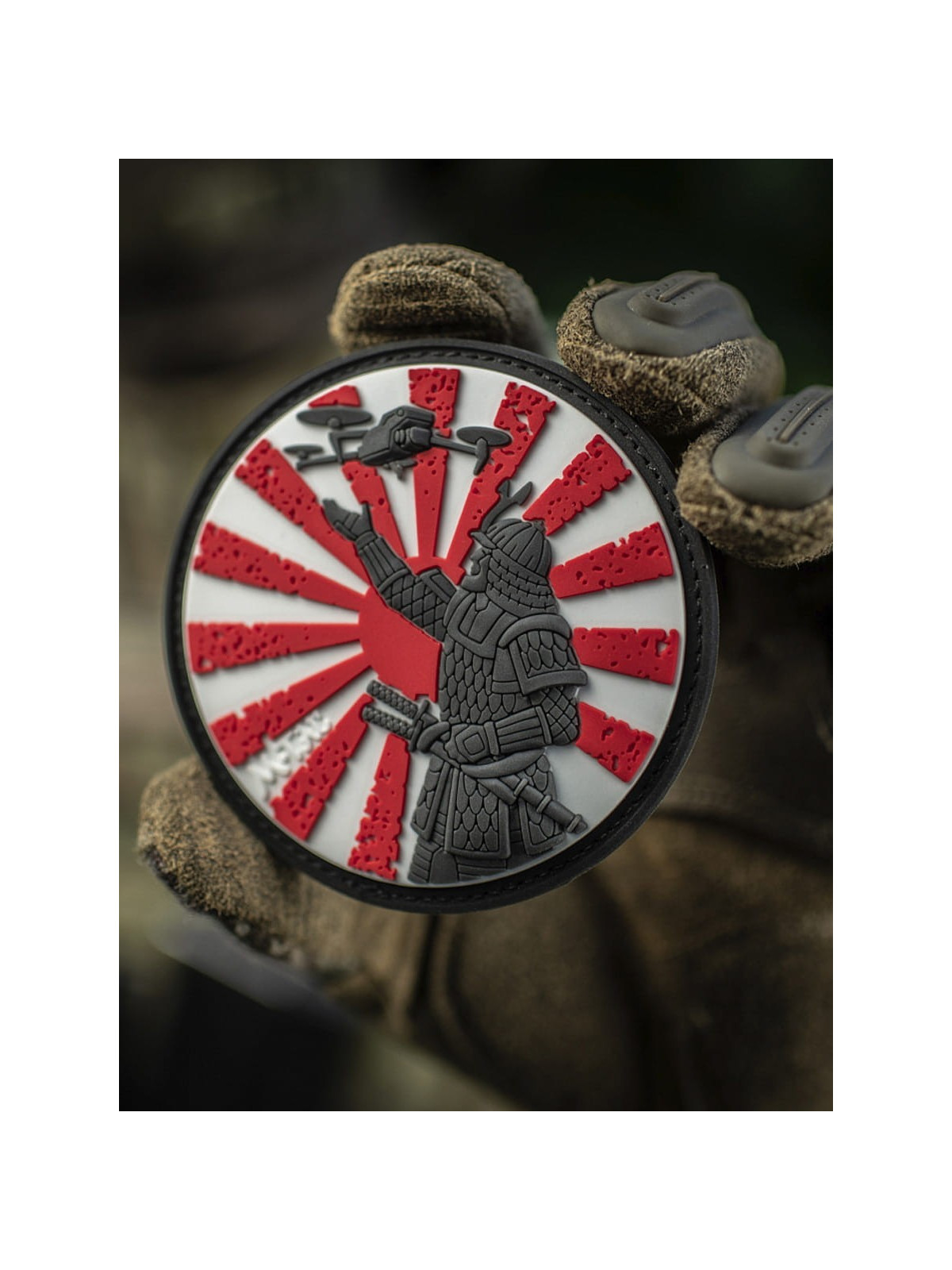 M-TAC NASZYWKA DROGA SAMURAJA PVC 9 cm CZEROWONO-CZARNA