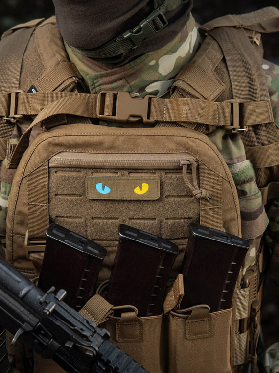 M-TAC Naszywka Kocie Oczy CAT EYES LASER Cut Coyote-niebiesko-żółta Fluorescencyjna
