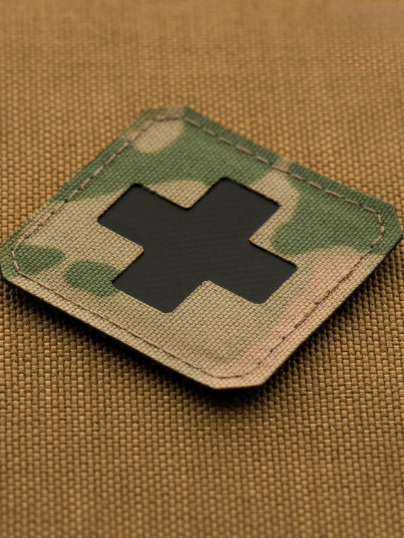 M-TAC Naszywka Medic Cross Laser Cut Multicam-czarny