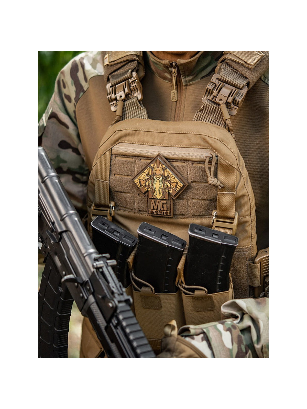 M-TAC Naszywka 3D MG Operator PVC Nadruk 9,2 x 8,6 cm Coyote