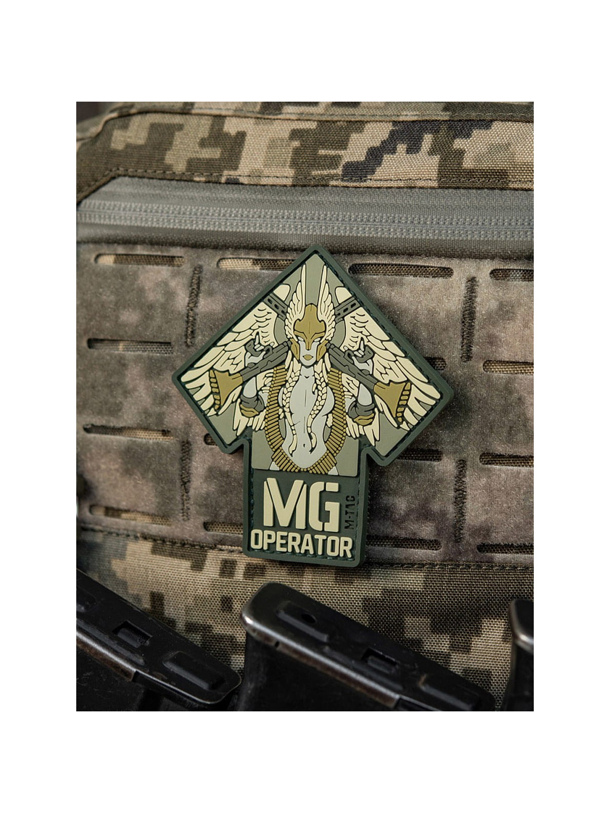 M-TAC Naszywka 3D MG Operator PVC 9,2 x 8,6 cm Oliwkowa