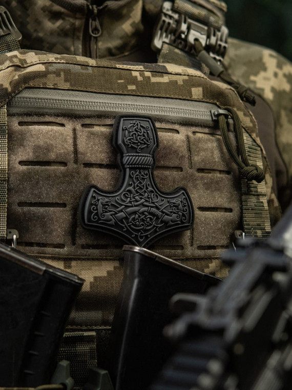 M-TAC NASZYWKA 3D MJÖLNIR MŁOT THORA DUŻA PVC SZARA
