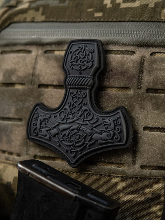 M-TAC NASZYWKA 3D MJÖLNIR MŁOT THORA DUŻA PVC SZARA
