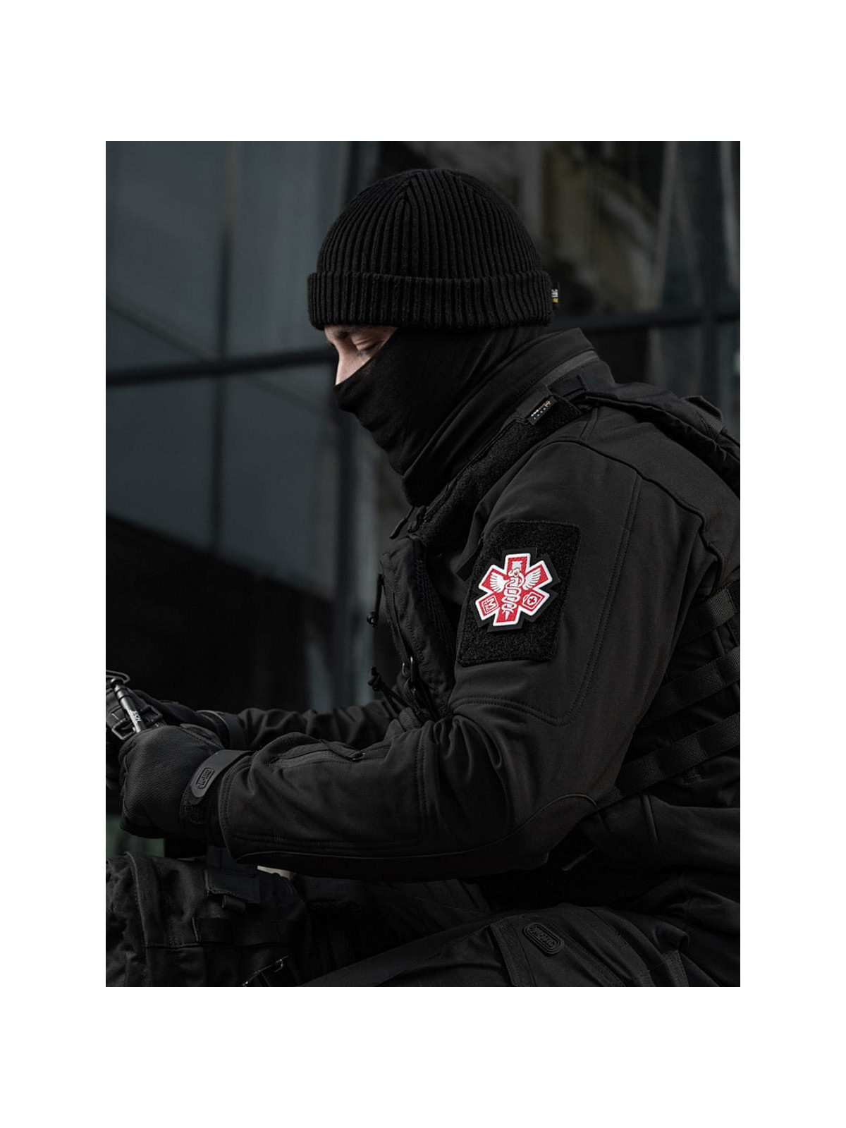 M-TAC NASZYWKA PARAMEDIC HAFTOWANA CZERWONA