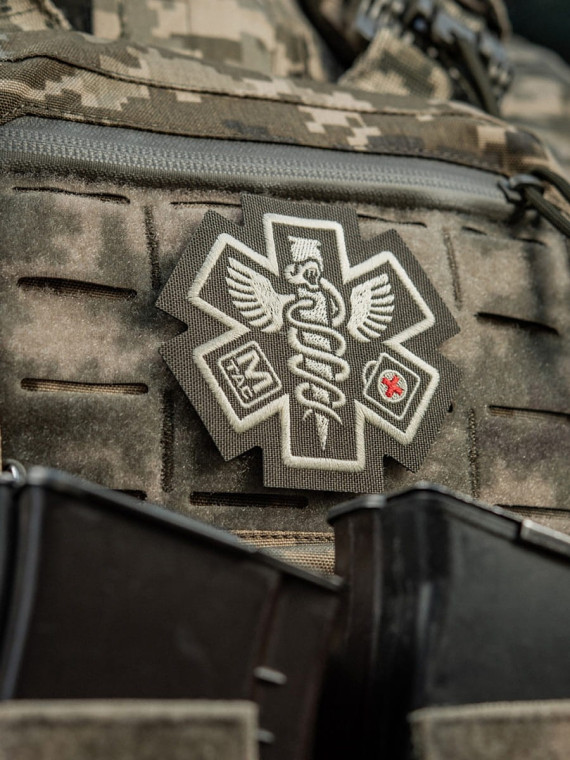 M-TAC NASZYWKA PARAMEDIC HAFTOWANA OLIWKOWA