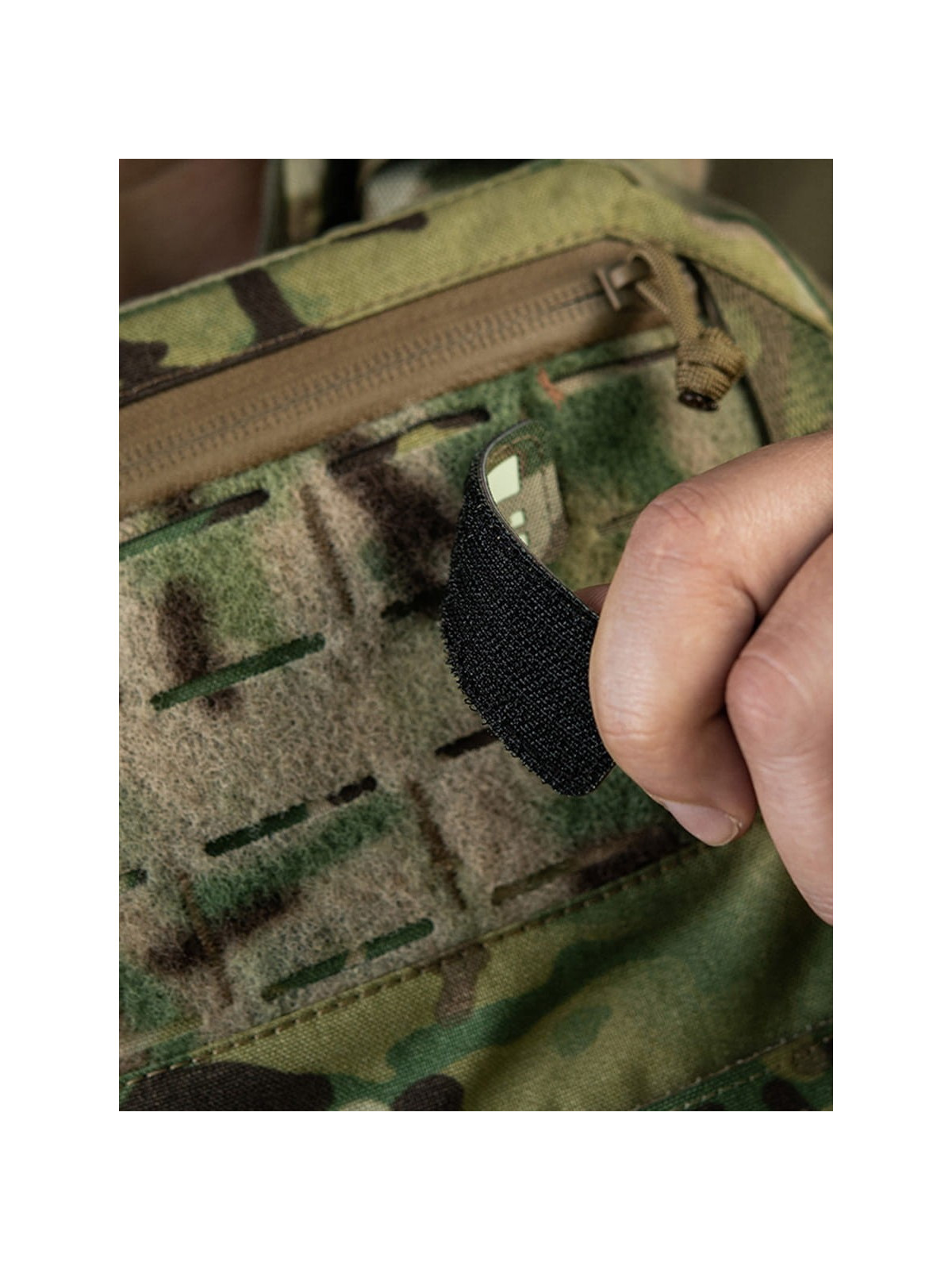 M-TAC Naszywka Flaga Polska Mini Kwadraty Laser Cut 25x80mm Multicam-Fluorescencyjny