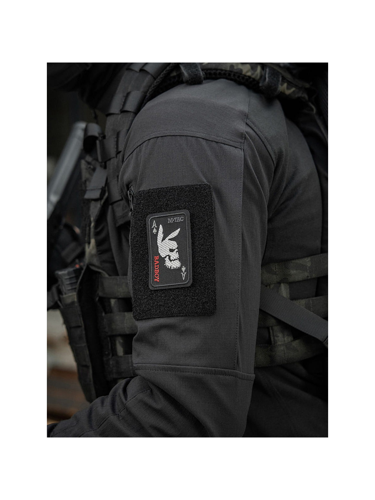 M-TAC NASZYWKA BAD BOY HAFTOWANA CZARNA