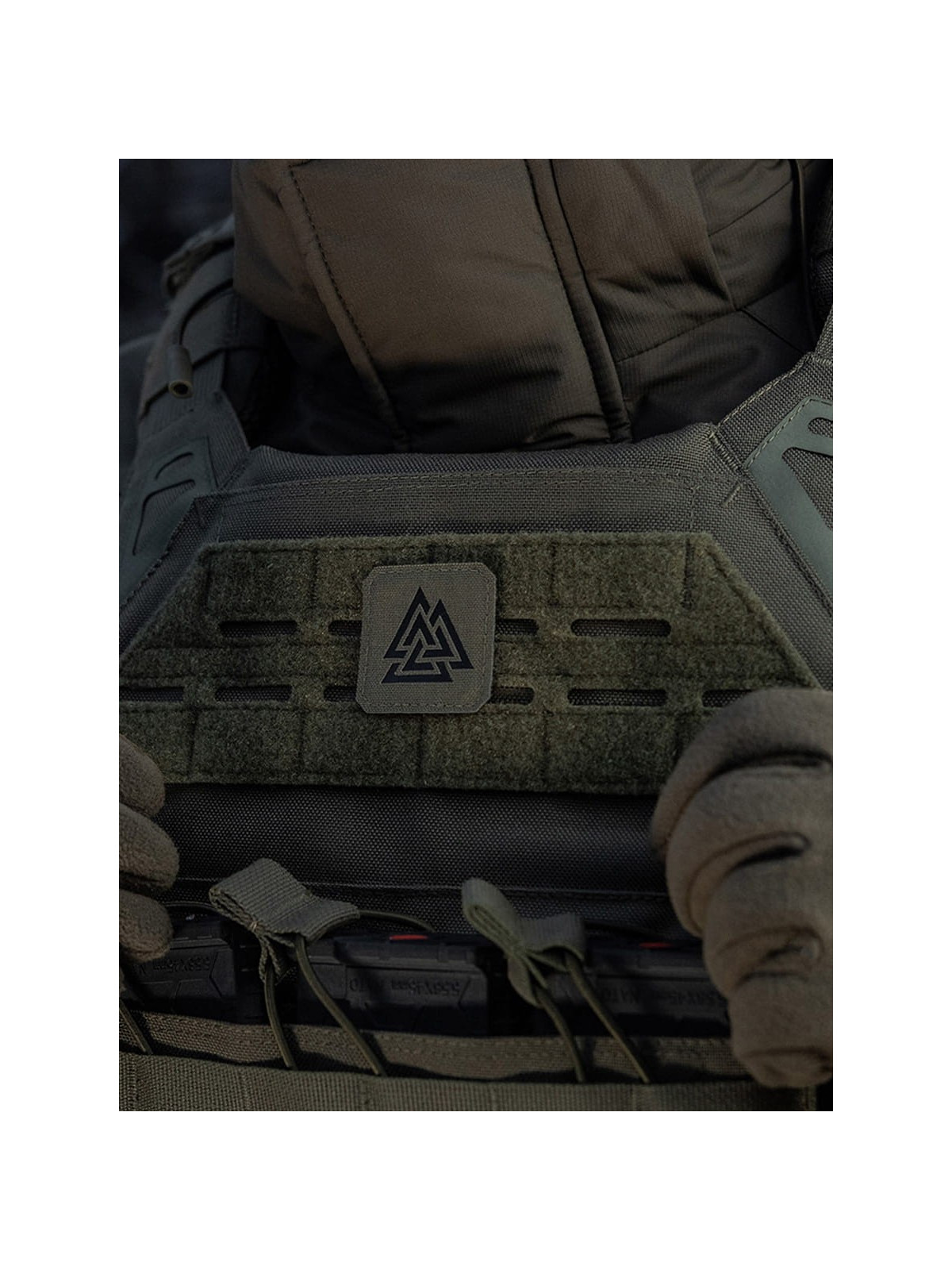 M-TAC NASZYWKA Valknut Laser Cut 4,5 x 4,5 cm Oliwkowo-czarna