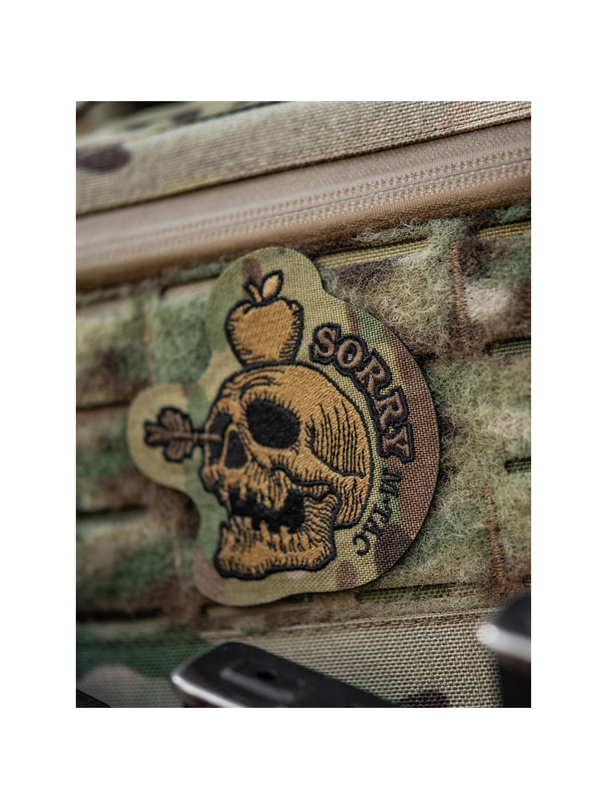 M-TAC NASZYWKA SORRY CZASZKA Z JABŁKIEM HAFTOWANA MULTICAM-COYOTE