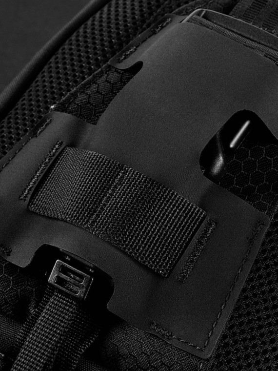M-TAC TORBA MĘSKA NA RAMIĘ SLING PISTOL BAG 1L CZARNA