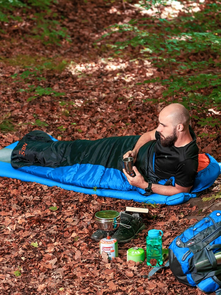 NILS_CAMP_ŚPIWÓR_NC2012_GRANAT-POMARAŃCZ_galeria_SKLEP_v02_13.jpg