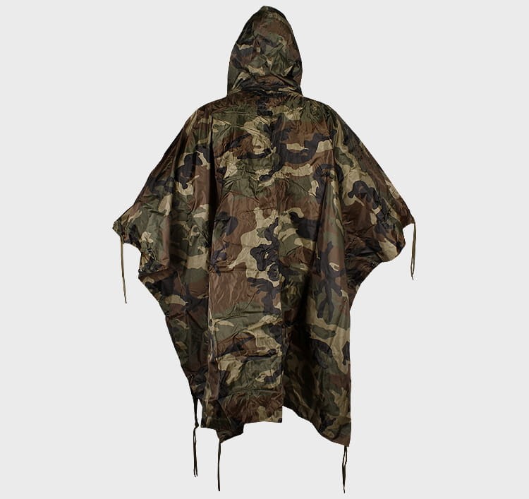 mil-tec_poncho_woodland_galeria_03.jpg