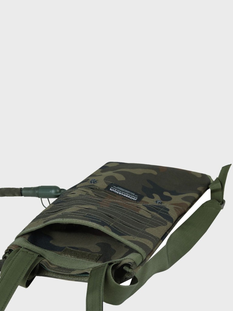 dominator_Pokrowiec_z_wkladem)_hydratacyjnym_wz93_2022_galeria_sklep_05.jpg